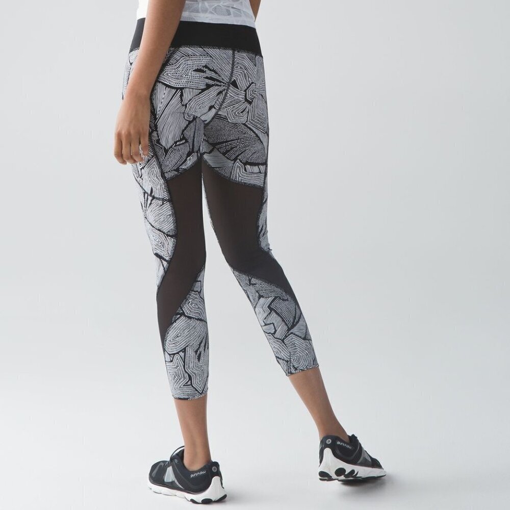 Lululemon Goal Crusher 7/8 Tight Size 2